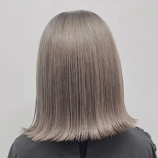 ショート グレージュ 透明感 ブリーチなし田島晃汰のヘアスタイル