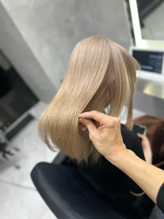 セミロング カラー CS made by SHACHU栄店所属・透明感/ブリーチ縮毛 /髪質改善/星野純一のヘアスタイル