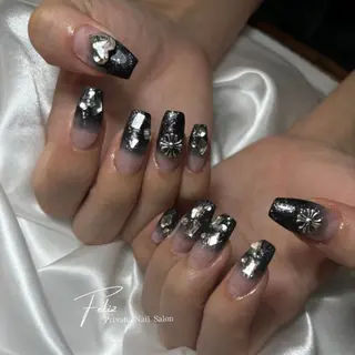 ネイル Feliz所属・Feliz 楽しいネイルサロンのネイルデザイン