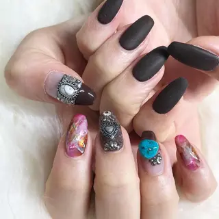 ネイル . ネイルMARIA🌼のネイルデザイン