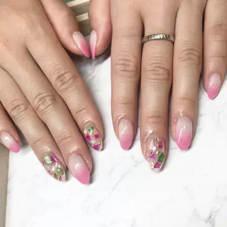 ネイル ネイリスト yuiのネイルデザイン