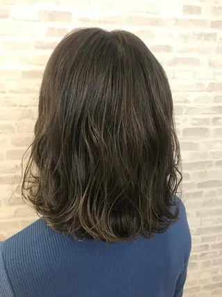 セミロング カラー 小金丸 里沙のその他イメージ