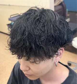 ミディアム メンズ メンズパーマ特化 大石雄生のヘアスタイル