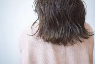 カラー ハイトーンカラー RYUのヘアスタイル