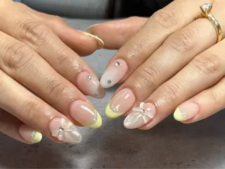 ネイル 7LOOKS フェンのネイルデザイン