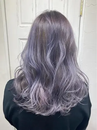 セミロング ヘアリゾート粋　新宿三丁目本店所属・前地 麻衣のヘアスタイル