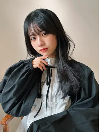 ロング カラー パーマ 🫧小顔×似合わせ× 透明感カラー🫧のヘアスタイル