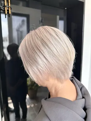 ショート SALOWIN心斎橋Suite店所属・ブリーチ毛にもできる 縮毛矯正|鷹司郎のヘアスタイル