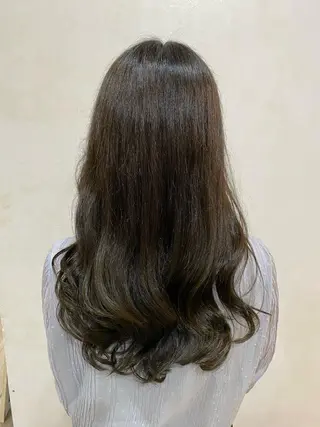 ロング カラー ヘアアレンジ kanon♡ 暖色カラー‎🤍のヘアスタイル