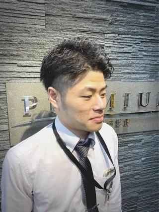 ショート メンズ 山田 哲平のヘアスタイル