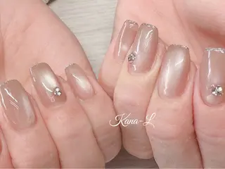 ネイル 芦辺 香奈のネイルデザイン
