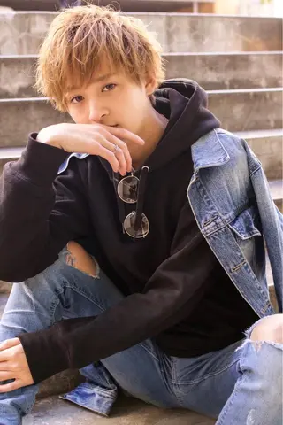 ショート カラー メンズ 赤み消し🌿 透明感カラー🫧のヘアスタイル