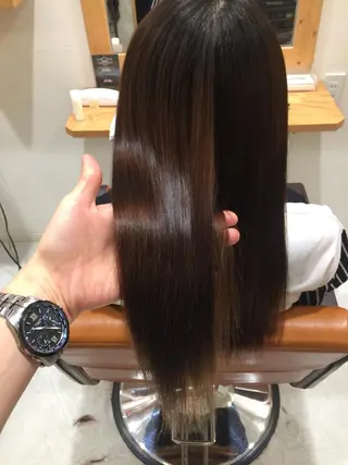 ロング ツヤ髪専門美容師 桑原 和誠のヘアスタイル