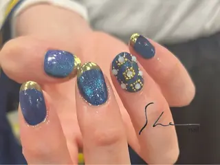 ネイル SHE所属・SHE adusaのネイルデザイン