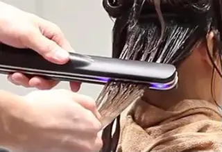 山岡 徹也のヘアスタイル