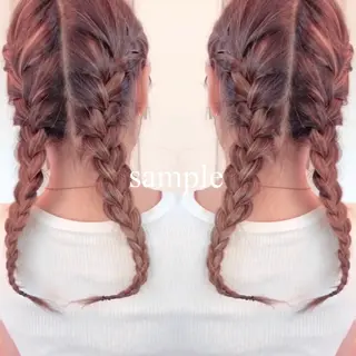 ロング カラー ヘアアレンジ Richromatic所属・M Jのヘアスタイル