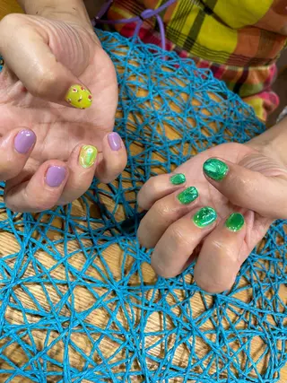 ネイル iiloo aromaworksのネイルデザイン