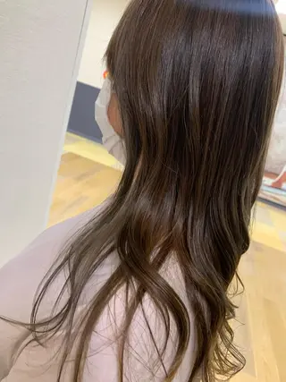 ロング カラー 高橋友里亜 /フリーランスのヘアスタイル