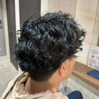 パーマ メンズ Aono'Ba/LOVERS所属・三嶋 陽友のヘアスタイル