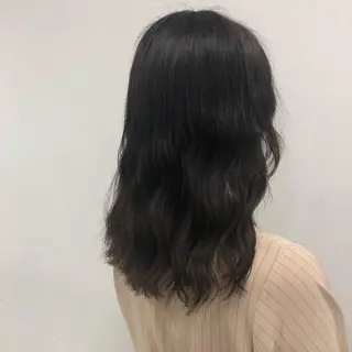 ミディアム カラー パーマ ヘアアレンジ apish aoyama所属・武 愛子の眉毛・アイブロウイメージ