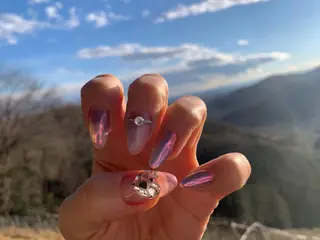 ネイル 手塚 里奈のネイルデザイン