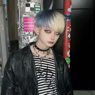 ショート メンズ ハイトーン/ウルフ /エクステ/ましろのヘアスタイル