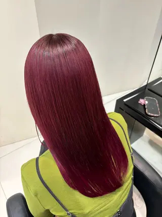 ロング 山中 彩華のヘアスタイル