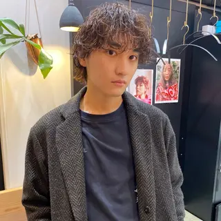 ショート パーマ メンズ ダウンパーマ 【sity.ザイク】のヘアスタイル