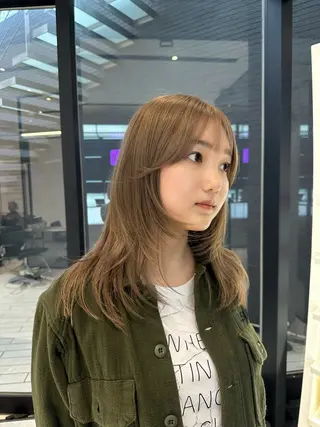 ロング keen吉祥寺所属・🎀ハイトーンカラー ☆彡SAYAのヘアスタイル