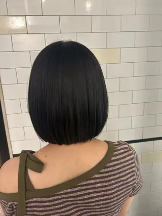 ショート IT by ALBUMあいりのヘアスタイル