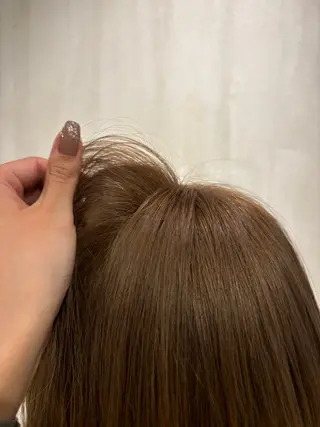 ミディアム 小木曽 里華のヘアスタイル