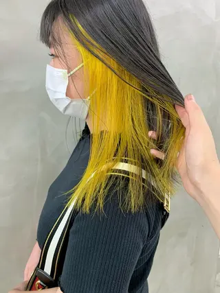 セミロング カラー ブームボックス所属・🐝ハイトーンカラー hachi🐝のヘアスタイル
