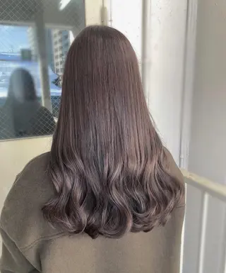 セミロング roka ノゾミのヘアスタイル