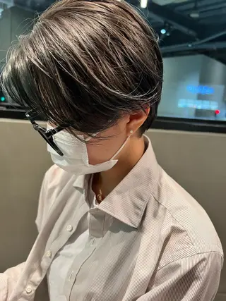 ショート カラー 🌐👽フクイ キララ🌎💎のヘアスタイル