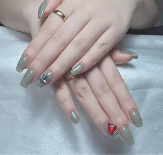 ネイル LR.ONE リナのネイルデザイン