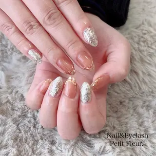 ネイル Petit Fleur所属・青柳 亜梨奈のマツエク・マツパデザイン