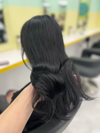 ロング カラー ハイトーンカラー 🦄レイヤーカットのヘアスタイル