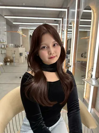 ロング カラー 垢抜けトレンド レイヤー🩵廣戸楓のヘアスタイル