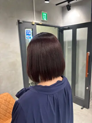 ショート カラー うる艶カラー✨️ 耳ツボ💠mamiのヘアスタイル