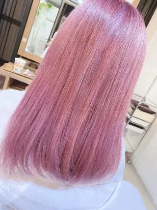 セミロング BRAS ナカガワのヘアスタイル