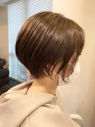 ショート レイヤー×縮毛矯正 深見 拓のヘアスタイル