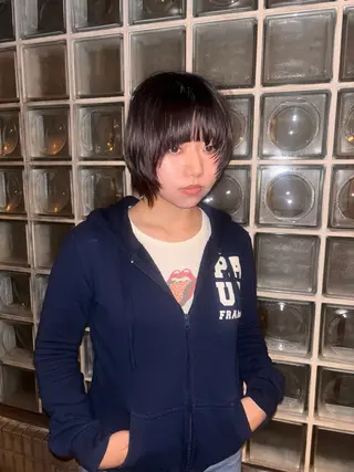 ミディアム アキモト フウガのヘアスタイル
