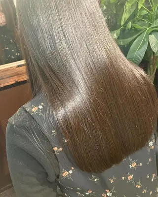セミロング カラー hair salon mtm所属・🕊mtm🫧梅田/ 定額制/透明感/艶髪のヘアスタイル