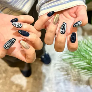 ネイル 💅🏽 SHIORI🌙のネイルデザイン