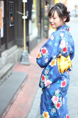 セミロング カラー パーマ ヘアアレンジ 成松 勇治のヘアスタイル