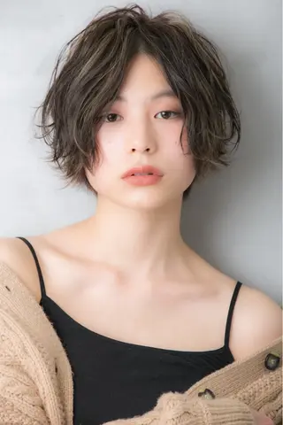 ショート カラー 巻けるケア縮毛矯正✨ ケアカラー✨山下のヘアスタイル