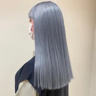 ロング カラー ANNA /艶髪/ハイトーンのヘアスタイル