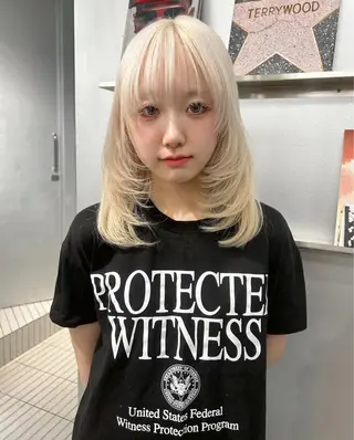 ミディアム カラー pele 梅田所属・PELEハイトーン shinobuのヘアスタイル