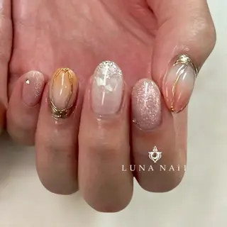 ネイル アトリエ　ミモザ所属・いまむら あかりのネイルデザイン