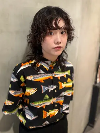 ミディアム パーマ 優 作のヘアスタイル